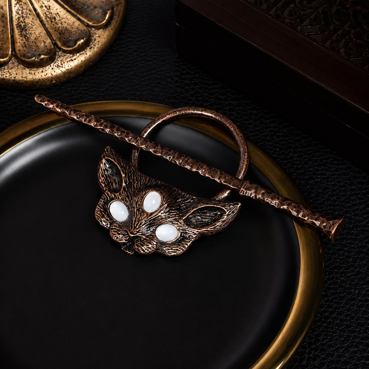 Moonfox Hair Pin